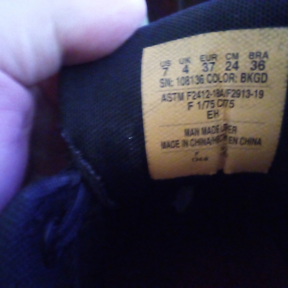 Skechers (comp toe) - Picture 5 of 7